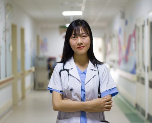 ascensores en centros médicos y hospitales